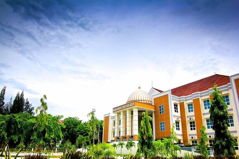 Kamu Lulusan Fakultas Syariah dan Hukum? Pekerjaan Ini Siap Menantimu!