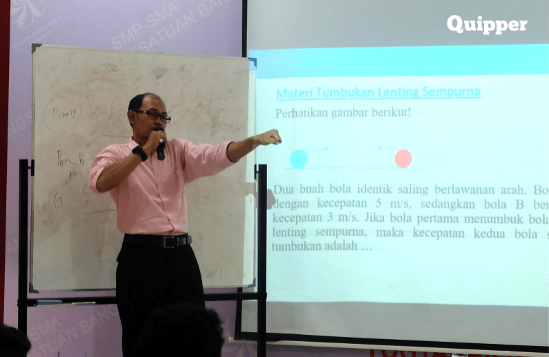Keseruan Siswa-Siswi SMA Kesatuan Bangsa Yogyakarta Belajar Fisika di Live Session Quipper Video