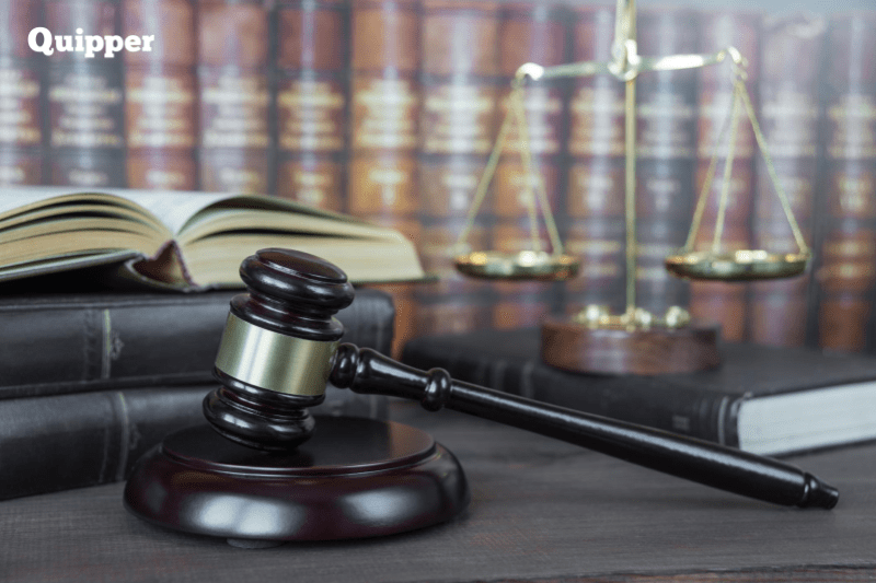 lulusan fakultas hukum