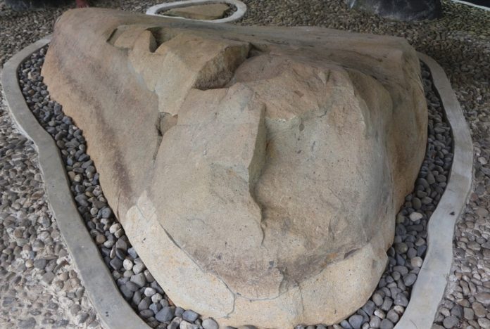 peninggalan kerajaan taruma negara - prasasti jambu