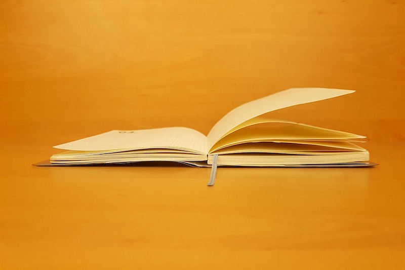 Unsur Ekstrinsik Teks Cerpen