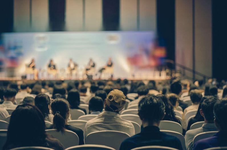 ajang konferensi internasional mahasiswa